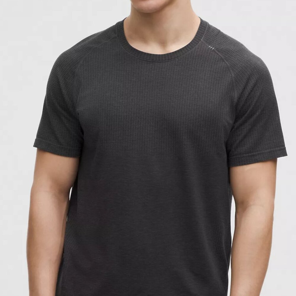 Lululemon Men's Metal Vent Tech Short-Sleeve Shirt